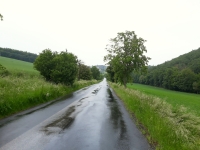 Potenci�ln� anom�lie u obce Svat�, silnice 2363 - Foto z�hadn�ho �seku - Sm�rem k obci Svat�