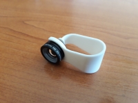 Zv�t�ovac� objektiv s n�stavcem pro mobiln� telefon