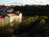 Z Bastionu smrem k Ostrilovu nmst