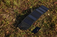 USB sol�rn� zdroj - nab�je�ka